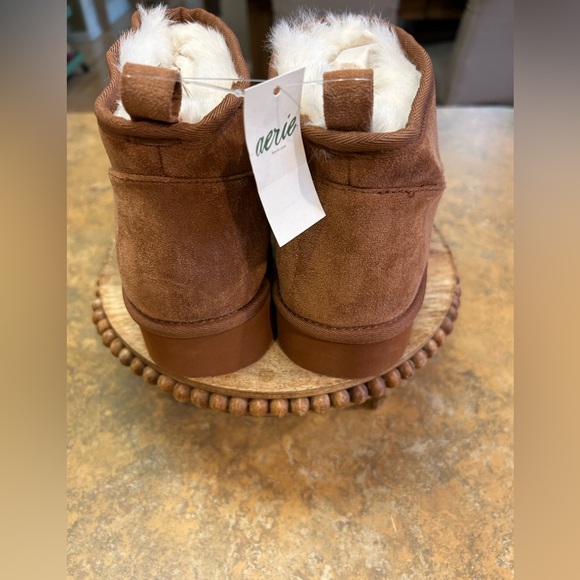 NWT Aerie Faux Suede Mini Platform Ankle Boots with Fur Lining - Picture 4 of 7